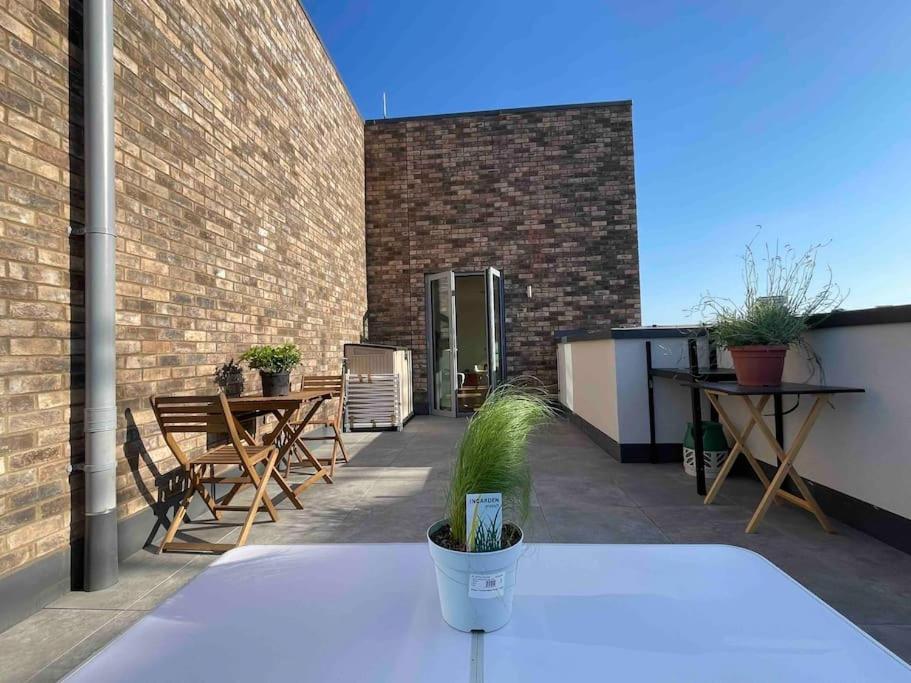 3 Bedroom Penthouse With Terrace And Skyline In Battersea London Bagian luar foto